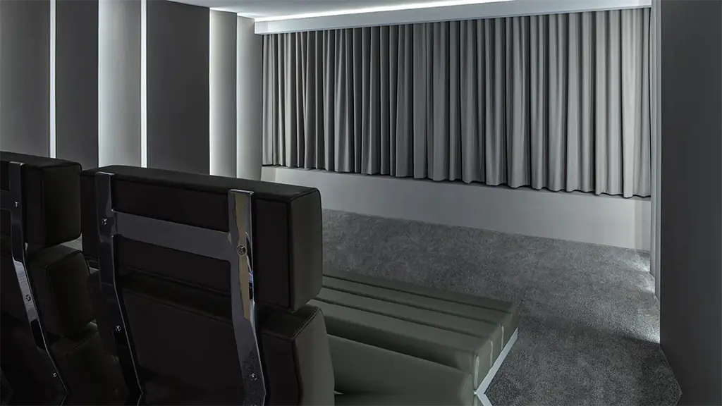 Soundproofing for home cinemas& hifi studios with lighting