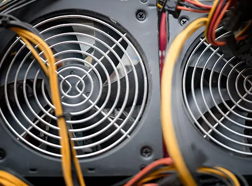 Fans on computers are often the cause of noise in the server room. Sound insulation ensures peace.
