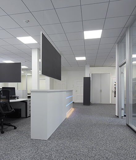 Acoustic sails ensure peace and quiet in the workplace.
