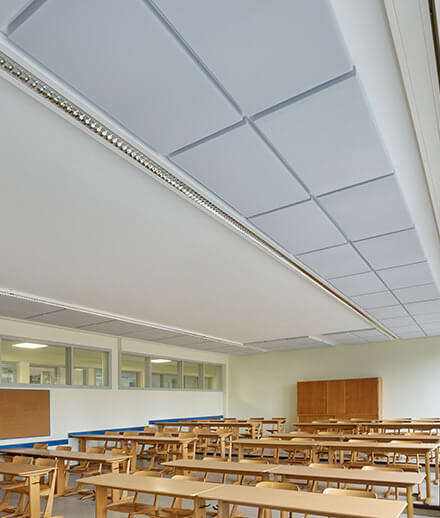 Sound absorber with fire protection class DIN4102 B1 in a school
